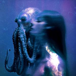 אוקטובר - כחול