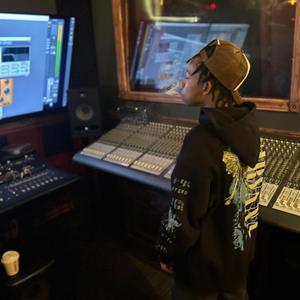 DUCKED OFF (feat. Treshino)