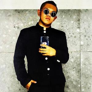 送给我的小黑粉 伴奏