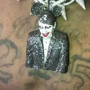 slits on my wrists! uzi