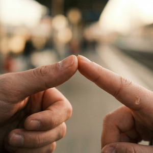 手を離した、その先で