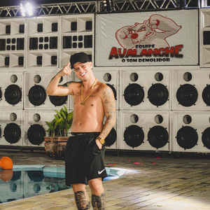 Abertura B-Day Bertolossi