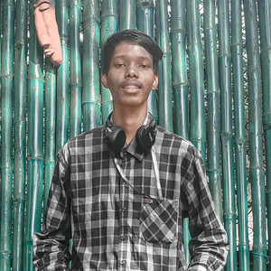 Dure Se Moke Dekhela Theth