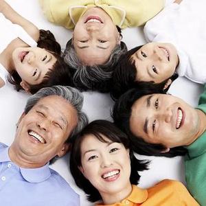 幸福快乐一家人