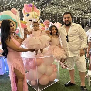 tzanca uraganu am ceas si costum de firma