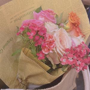 输入法打可爱按第五（翻自 米卡）