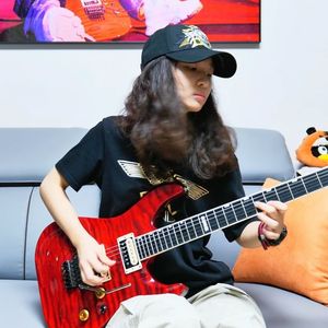Evlee电吉他无拨片演奏