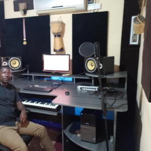 Onsaaliza (feat. Daniel Kaweesa)