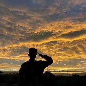 老男孩（军旅版）（Cover:筷子兄弟）