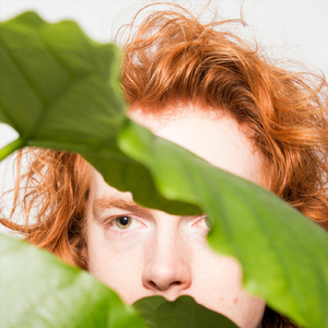 Grabbin' Almost Huggin'