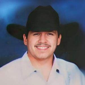 Entré sombras Y veredas