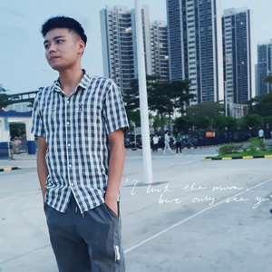 眼睛不能没眼泪