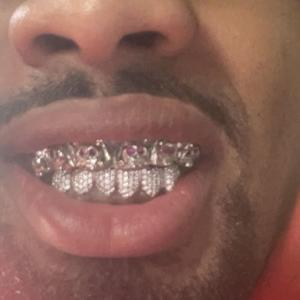 Stainless (feat. Slimesito)