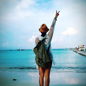 Loving Strangers(Cover Jocelyn Pook / Russian Red)