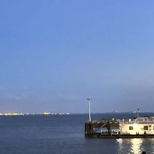 有关一个戛然而止的夏天