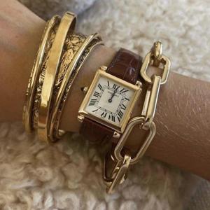 CLEAN: apariencia limpia, olor agradable & sudoración controlada