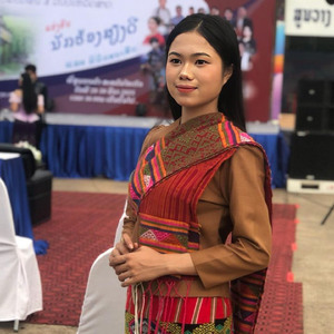 คอยอ้ายที่ผาสาดหีน