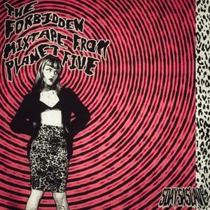 Naked Girls With Machine Guns