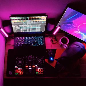 Future House Set #01