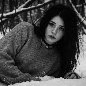 Hollow (Darkwave, Post Punk)