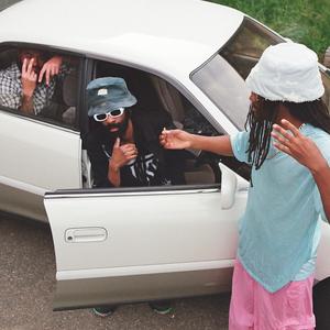 Famous (feat. M.Y.L.O.)