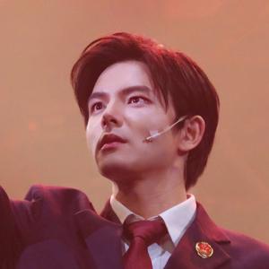 Ｘ（音乐剧《嫌疑人X的献身》—叶麒圣）