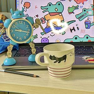 在喜欢你的时候突然响了闹铃