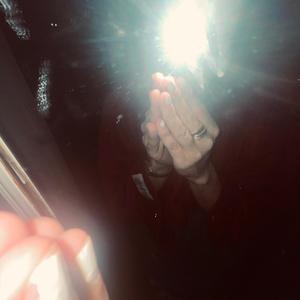 Ayyyeee!//Eyes Closed