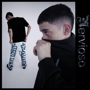 Titán Sim-Biónico