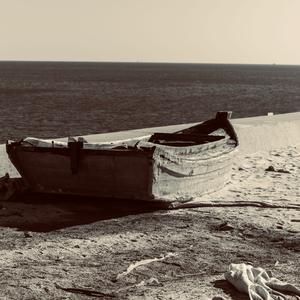 泊岸（Reach the desolate shore)