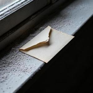先点燃心动的人先走开