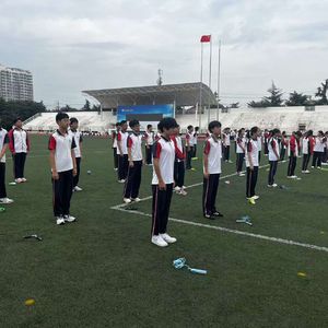 简单的珍贵-杨飞