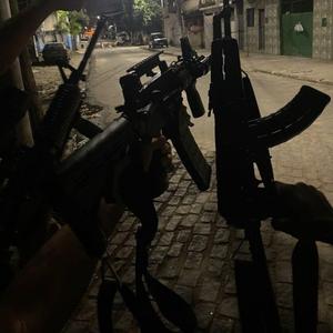 MTG QUER PISTOLA OU QUER OITÃO (feat. dj magrin prod)