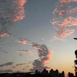 你比宇宙璀璨，比时间更加的具体demo