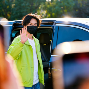 沦陷（每天都多爱你一遍）