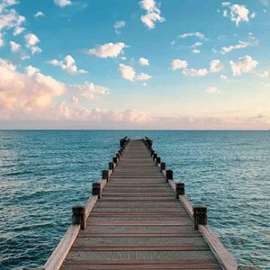 笑着聊起痛哭的曲折