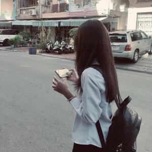 អូនឈរយំកណ្ដាលថ្ងៃ...