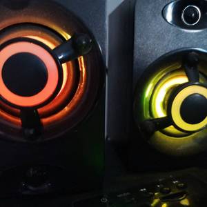 轻松睡眠音乐 - 孤独的人 (钢琴纯音乐)