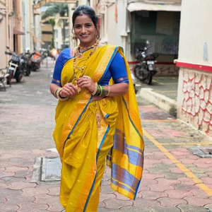 Lali Ke Lugra Lahar Mare