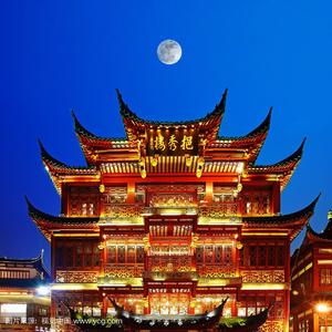 两百年前，人们隔着蒸汽亲吻