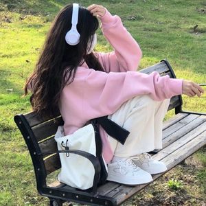 回忆藏在风里太锋利