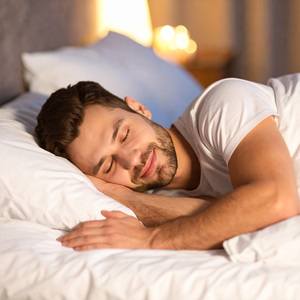 Un Escape Dichoso Bajo La Luna