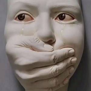 陈年悲欢里的孤独回响