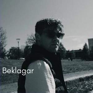 Beklagar