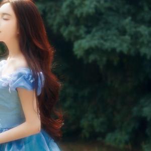 高大险峻的山岭