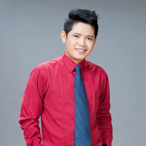 ភ្លៀងធ្លាក់ក្នុងសួនស្នេហ៍