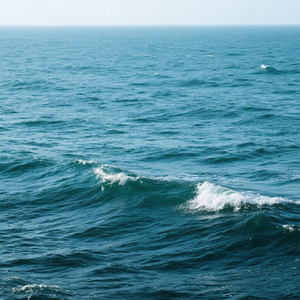 我背着沉重行囊