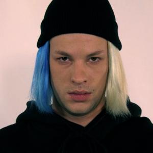 Moncler (feat. NicäDicä)