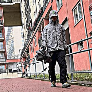 Kalamita (feat. Ayjay)