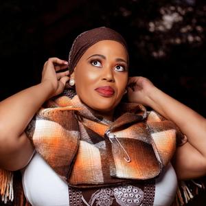 Nneela Soosaka